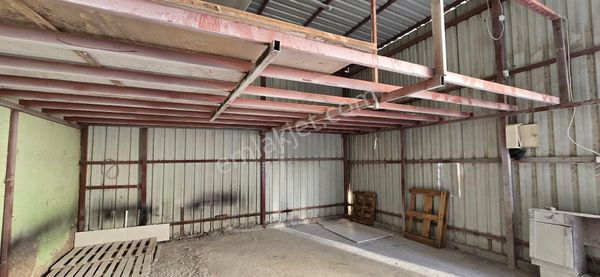 Buca Sanayi İçinde Kiralik Dükkan