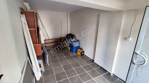 Yahyalar Çeşme Meydanında Uygun Fıyatlı Kiralık Depo