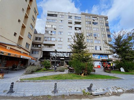 2. Oruçgazi Mah. Edremit Cad. Üzeri Arakat Eşyalı Kiralık Daire