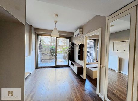 Satış Ve Kiralama Ofisinden Boş Bahçe Katı Satılık 1+1 Daire