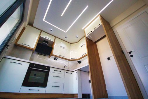 🛑🛑aktif'ten Akçay'da Merkezi Konumlu Şık Tasarımlı Arakat Ferah 3+1 Daire