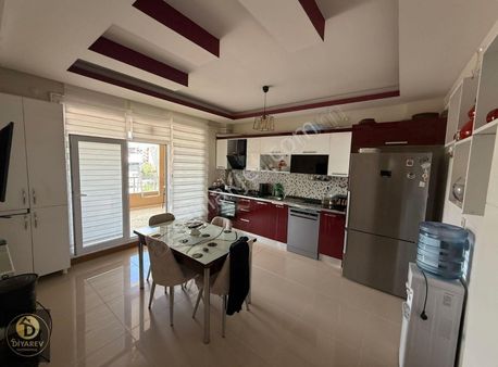 Bağcılar Bölgesinde Satılık 4+1 Daire