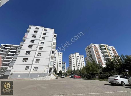 Zana Düğün Salonu Civarı 3+1 Orta Kat Satılık Daire