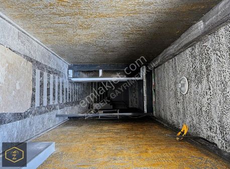 Zeybek Emlaktan Karşıyaka'da 2+1 Sıfır Dairemiz Satılıktır