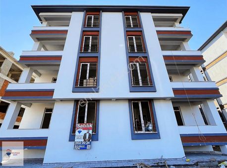 Remaxdem'den Satılık 2+1 95m2 Cadde Cepheli Fırsat Daire