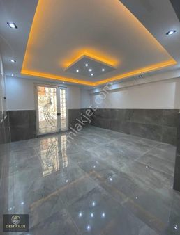 Au-desticilerden Tombakzade Parkı Yakını Arakat 135 M2 Lüx Daire