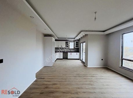 Resold Globalden Yunus Emre Mahallesinde 3+1 Satılık Daire