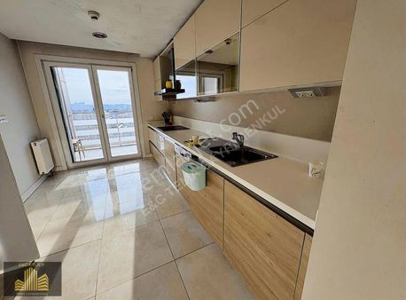 E&c,group Tema 1'de Satılık 4+1 196 M2 Boşş Daire