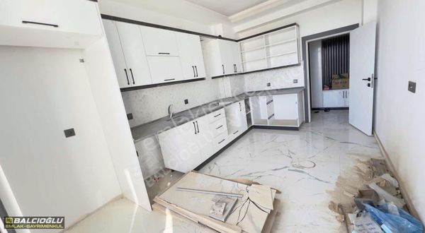 Balcıoğlu Emlaktan Alaylar 2 De Satılık Sıfır Garajlı 3+1 Daire