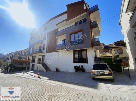 Başiskele Yeşilyurt Mahallesinde Satılık 3+1 Arakat