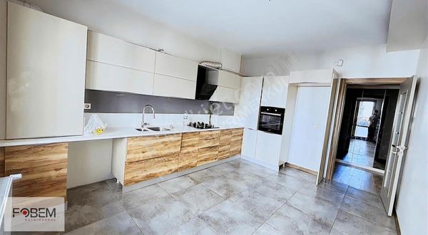 Şehristan Konutlarında Kiralık Ara Kat