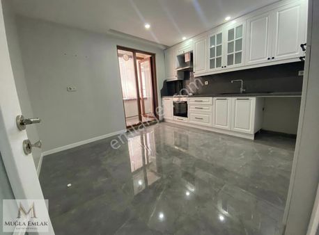 Bağlarbaşı Mah.ankastreli100m 2+1 Asansörlü 5 Yıllık Yeni Bina