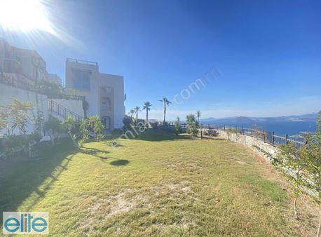 Muğla Bodrum Milas Boğaziçi Lüks Sitede Köşe Geniş Bahçe Dubleks