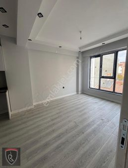 Cuma Pazarına Yakın Sıfır Arakat Lüks Daire