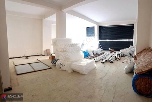 Pendik Kaynarca Sanayi İçinde Kiralık Dükkan E5 Yakın