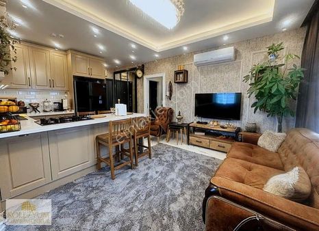 Kolezyum'dan Mezitli Soli Civarı Havuzlu Özel Tasarım 2+1 !