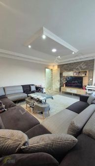 Ladıes Gayrımenkul'den 3+1 Kapalı Mutfak Satılık Daire