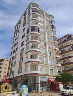 Kozan Gayrimenkulden Lütfiye Ali Şadi Yanında Masrafsız 4+1