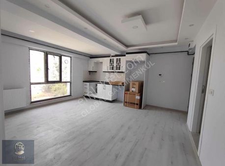 Çorlu Şeyhsinan Atatürk Bulvarında Arakat Geniş 1+1