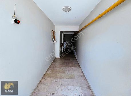 Karaköyde Site İçerisinde Satılık 3+1 Daire