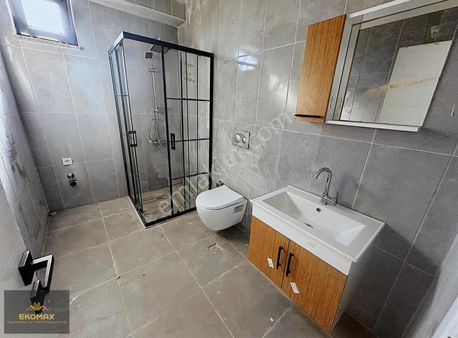 Ertuğrulgazi Mah.site İçerisinde Devasa 3+1 Eğimsiz Dubleks