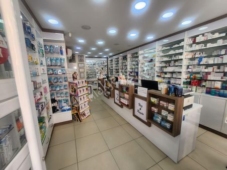 Devren Kiralık Eczane – Bayraklı / Yamanlar (20 No’lu Asm Yanı)