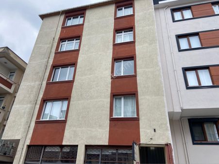 Ümraniye Çakmak İkbal Cad. Yanıbaşında 3+1 Çok Geniş Arakat