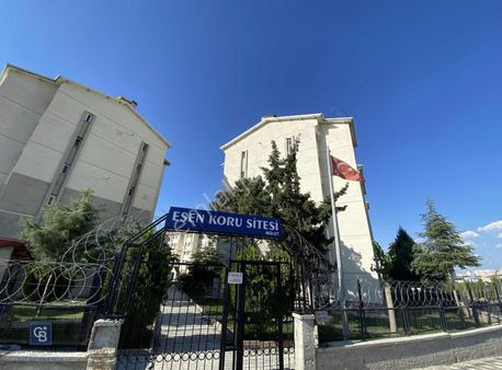 Etimesgut Esenkoru Sitesinde Satılık 3+1 Daire