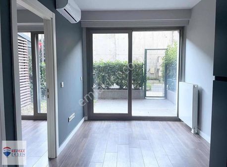 Emine Göktürk,den İnistanbul,da Boş Bahçe Katı Satılık 1+1