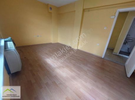 Türkmen Emlak'tan Kiralık 2+1 Doğalgaz Sobalı 2+1 4 Kat Daire