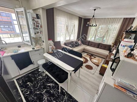 ▃birikim▃ Altıntepe'de Bakımlı Binada Lüks Yapılı Ön Cephe 2+1 Satılık Daire