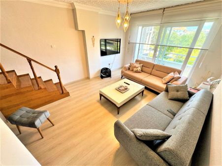 Aktif'ten🟡🟡 Akçay'da Ön Cephe Çay Manzaralı Masrafsız 3 Balkonlu 3+1 Satılık Dublex