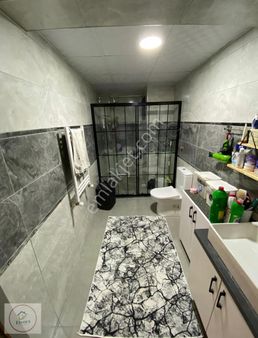 Buca Şirinyer'de Arakat 2+1 Satılık Lüks Daire