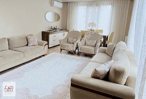 Tuzla İstasyon Mah. Marinaya Yakın 3+1 Kiralık