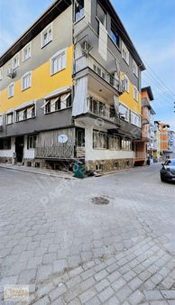 İncilipınarda Havuzlara Parka Yakın 125 M2 3+1 Fırsat Daıre