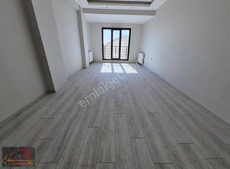 El/ya'dan Alihikmetpaşa Mah Sıfır Daire Ayrı Mutfaklı Arakat