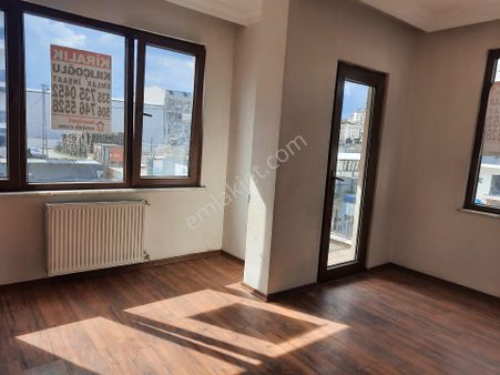 Sultanbeyli M.sinan Mah'de Kiralık 65 M2 2+1