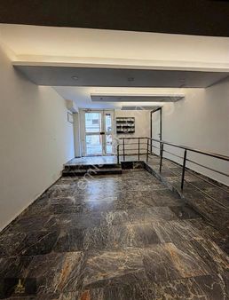 Oscar Emlak'tan Eğiticiler Caddesi Yakını Ara Kat 1+1