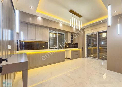 Denizli Karahasanlı Da Merkezi Konumda Şehir Hastanesine Yakın 3+1 180 M2 Satılık Lüks Daireler