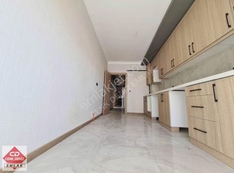 Geniş Mutfak Sevenlere Hanımlar Lokali Yakını Sıfır 3+1 Daire