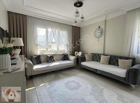 Satılık 2+1-site İçi-bakımlı-msrafsz-güvenlk-otopark-metro 10dk