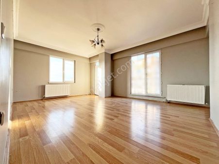 Azer Yapıdan Çerkezköyde Full Ön Cephe İskanlı Satılık 2+1 Daire