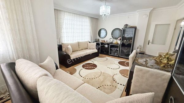 Alban'dan Metrobüse 9 Dk Körodasız Geniş M2 Balkonlu 130 M² 3+1 Daire .!!!