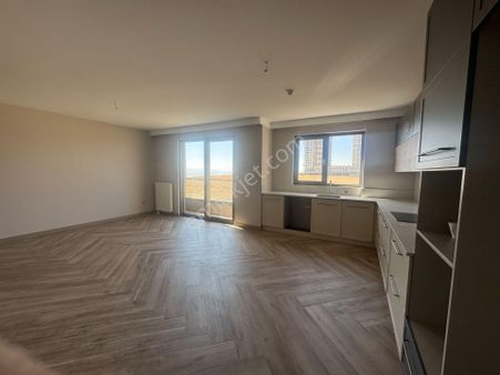 Atabilge İncek Konutları'nda Lüks Yapılı 4,5+2 Kiralık Daire...