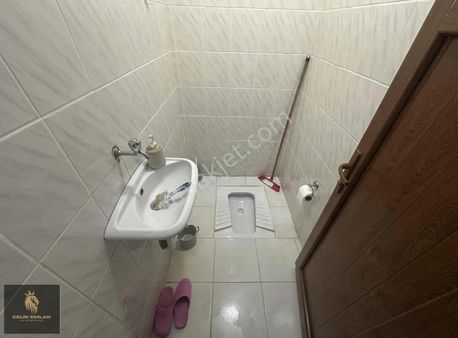 İfm Karşısı 130m2 Ara Kat 3+1 Kullanışlı Satılık Daire