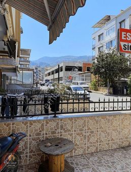 Mc Grup'tan Kemalpaşa Merkezi Konumda Kupon Dükkan