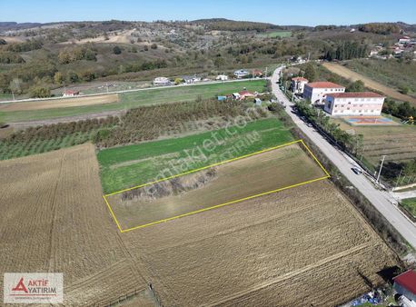 Kandıra'da Asfalt Cepeheli Capı Düzgün 2099 M2 %5 İmarlı Tarla