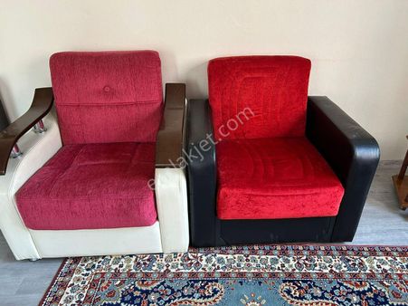 Bornova Küçükpark'ta Metro Ve Ege Üniversitesi Yakını Kiralık 3+1 Daire