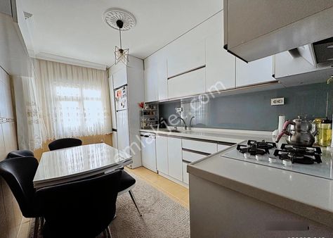 Cantürk Emlak'tan Pursaklar Merkezde 3+1 Krediye Uygun Y.giriş