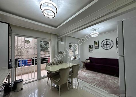 Cantürk Emlak'tanpursaklar Merkezde4+1 Krediye Uygunsite Dairesi